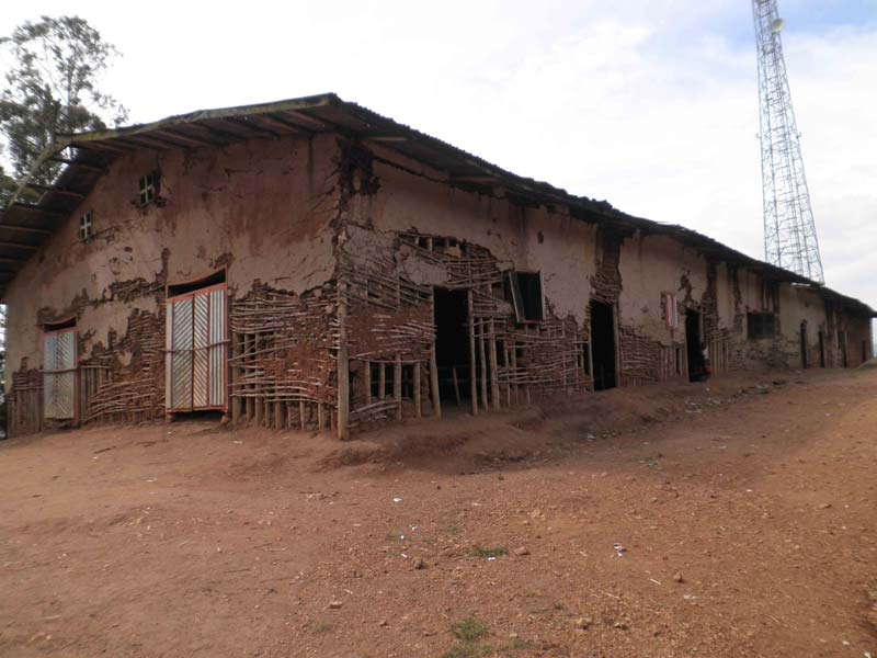 L'ancienne et vétuste école de Vutegha au NOrd Kivu, RD du Congo