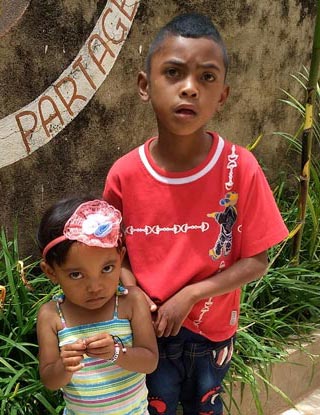 Crise et famine à Madagascar, les enfants ont faim