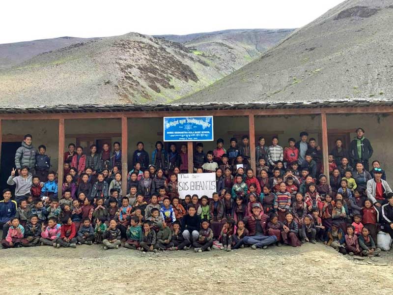Les élèves de l'école de Ting Kyu dans le Haut Dolpo au Népal
