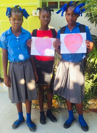 Jeunes restaveks élèves de l'Institut Mixte Le Sel en Haïti