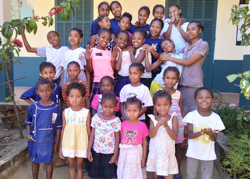 Enfants de l'orphelinat d'Antalaha à Madagascar