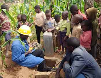 Construction d'une borne fontaine à Ikuvula au Nord Kivu en RD du Congo