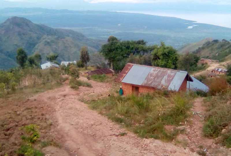 Le village de Kitolu dans les hautes terres du Nord Kivu en RDC