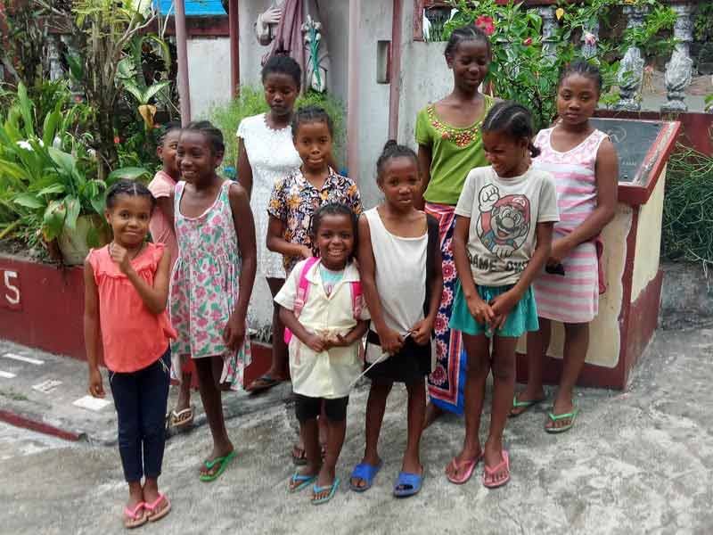 Orphelins de l'Ile Sainte Marie à Madagascar