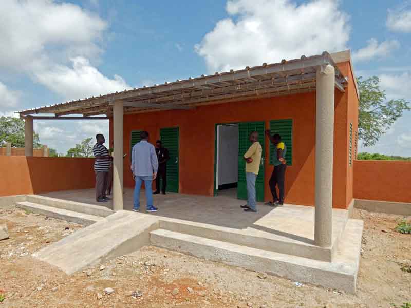 La cuisine du collège de Guiè nouvellement construite au Burkina Faso